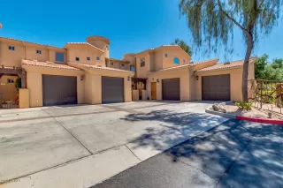 Photo #3: 6067106 Listing