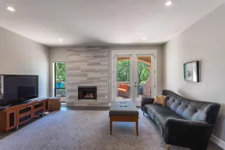 Photo #6: 6067138 Listing