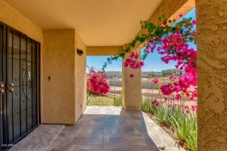 Photo #2: 6067140 Listing