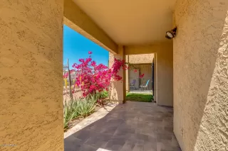 Photo #3: 6067140 Listing