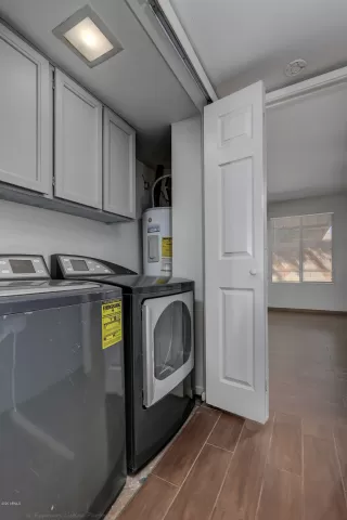 Photo #6: 6067204 Listing