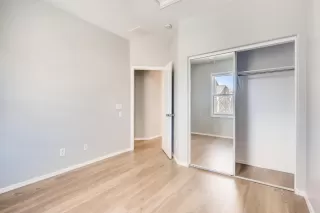 Photo #6: 6067353 Listing