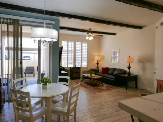 Photo #4: 6067532 Listing