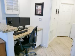 Photo #5: 6067532 Listing