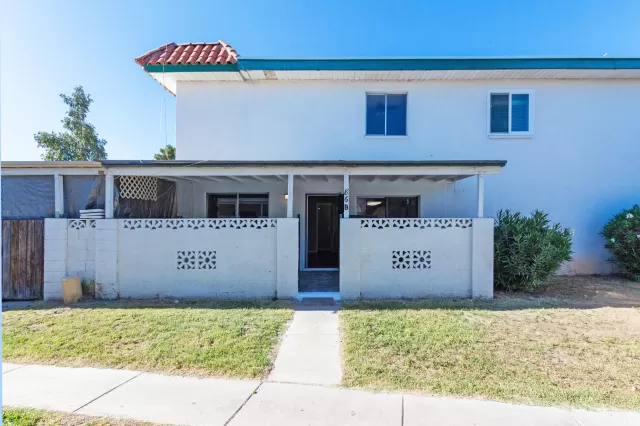 MLS: 6067592 Condo For Sale