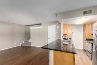 Photo #6: 6067592 Listing 