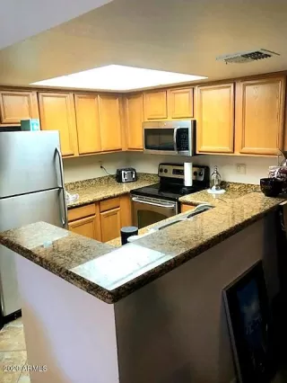 Photo #1: 6067725 Listing 