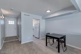 Photo #5: 6068030 Listing