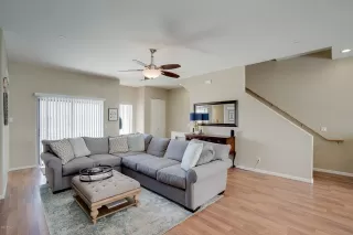 Photo #2: 6068122 Listing