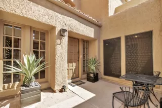 Photo #4: 6068193 Listing