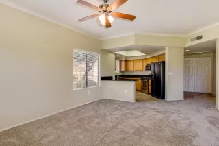 Photo #4: 6068318 Listing