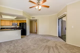 Photo #5: 6068318 Listing