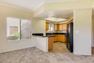 Photo #6: 6068318 Listing