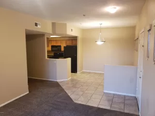 Photo #4: 6068415 Listing