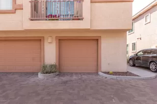 Photo #1: 6068437 Listing 