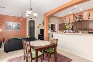 Photo #2: 6068437 Listing 