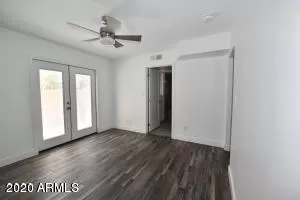 Photo #5: 6068497 Listing