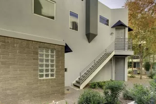 Photo #4: 6068590 Listing