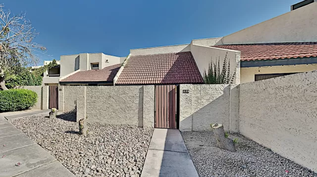 MLS: 6068638 Condo For Sale