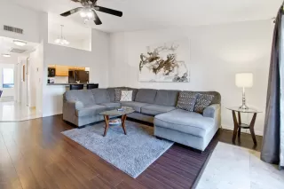 Photo #4: 6068673 Listing 