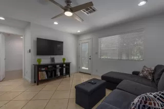 Photo #1: 6068775 Listing