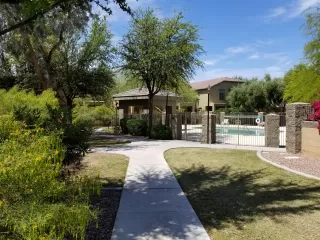 Photo #3: 6068789 Listing 