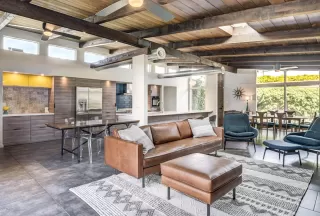 Photo #1: 6068941 Listing