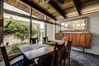 Photo #6: 6068941 Listing