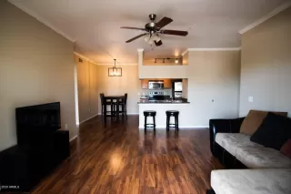 Photo #2: 6068944 Listing