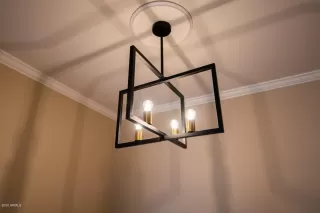 Photo #4: 6068944 Listing