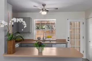 Photo #2: 6069214 Listing 