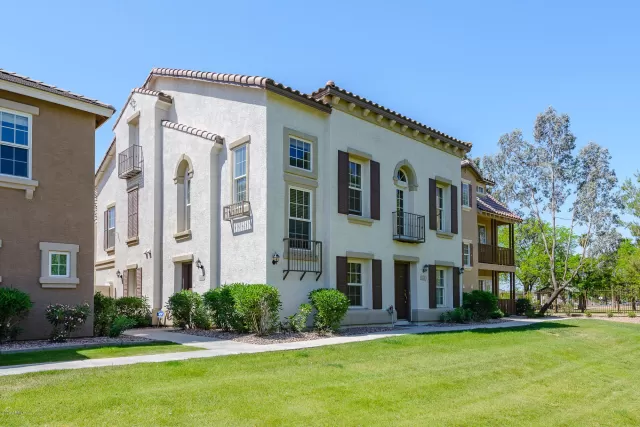 MLS: 6069262 Condo For Sale