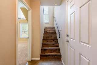 Photo #6: 6069262 Listing