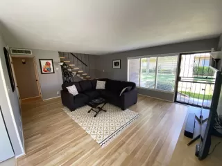 Photo #4: 6069347 Listing