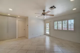 Photo #3: 6069427 Listing