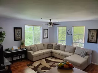 Photo #6: 6069633 Listing