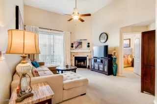 Photo #4: 6069640 Listing