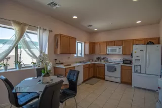 Photo #6: 6069655 Listing 