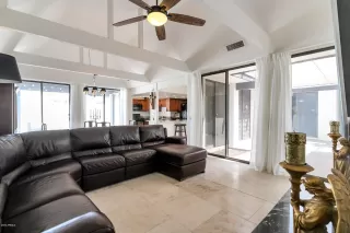 Photo #3: 6069695 Listing 