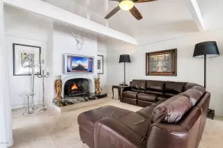Photo #4: 6069695 Listing 
