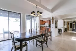 Photo #6: 6069695 Listing 