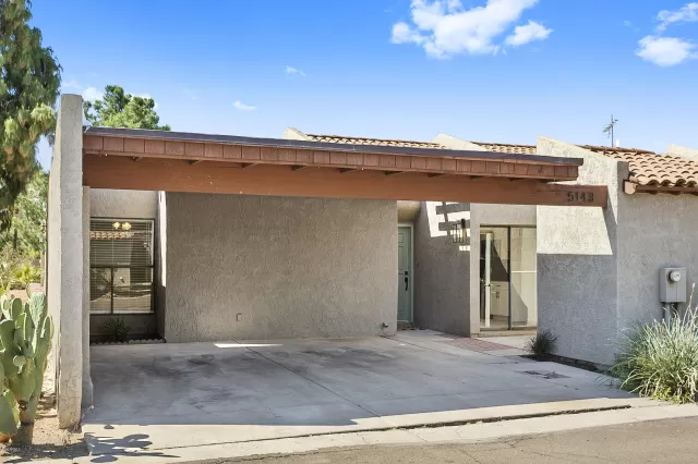 MLS: 6069782 Condo For Sale