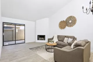 Photo #2: 6069782 Listing