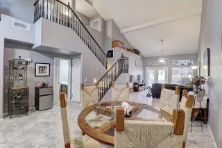 Photo #2: 6069881 Listing