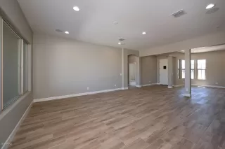 Photo #5: 6069949 Listing