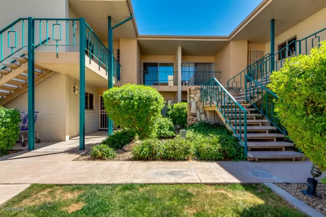 MLS: 6070096 Condo For Sale