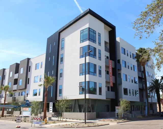 MLS: 6070485 Condo For Sale