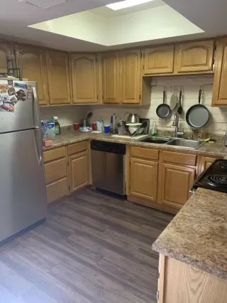 Photo #3: 6070688 Listing