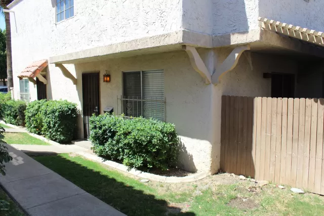 MLS: 6070820 Condo For Sale