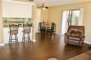 Photo #4: 6070820 Listing